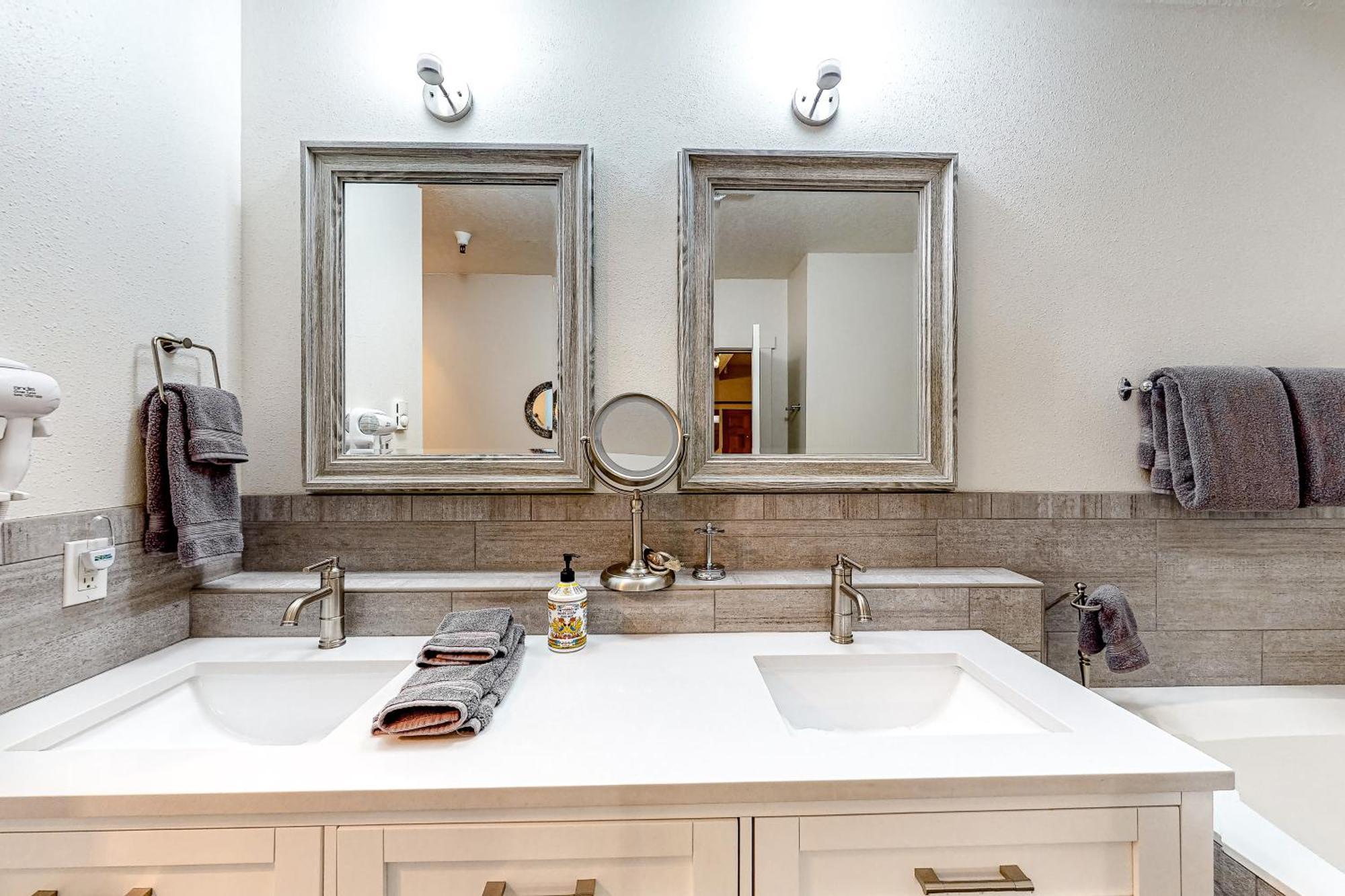 Ketchum Getaways Apartment Room photo